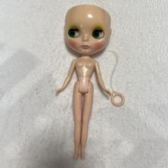 ゲルダエタニティ 頭皮つきウィッグ ネジなし 美品 ゲルダエタニティ 頭皮つきウィッグ ネジなし 美品の通販 by R's