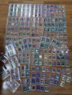 【まとめ売り】遊戯王 引退品 初期含む デュエルシート 初期含む】遊戯王 引退品 まとめ売り スーパーレア以上 含む