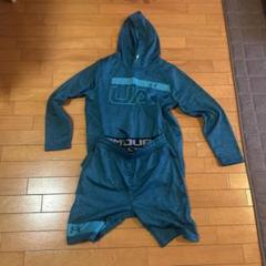 Under Armour UAロゴ フード付きパーカーとパンツセットアップ