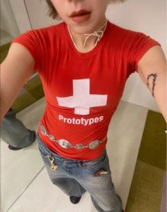 Prototypes スイス十字 Tシャツ レッド Prototypes スイス十字 Tシャツ レッド - メルカリ