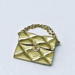 【美品】シャネル ブローチ マトラッセ バッグモチーフ ゴールド 02P