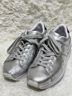 再値下げ！美品♪OnitsukaTiger LAWNSHIP PF25.0 オニツカタイガーLAWNSHIPのサイズ感・履き心地のレビュー