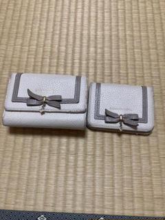 サマンサヴェガ【完売商品】ホワイト エンボス加工 三つ折り財布