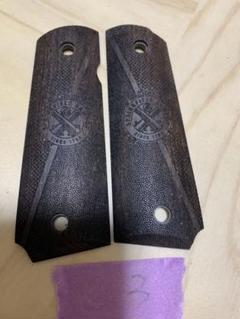 未使用品 コルトガバメント M1911 用アルミ製グリップ　アンビセフティ対応 未使用品 コルトガバメント M1911 用アルミ製グリップアンビ