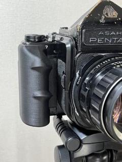 完動品 PENTAX ペンタックス 6x7 67 135mm、グリップ付 6x7・ 67用 木製グリップ PENTAX ペンタックス | 近江寫眞機店