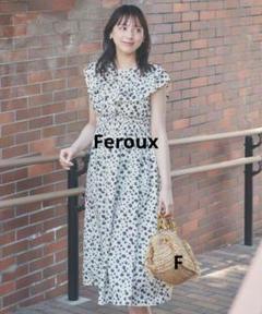 2025年最新】feroux ワンピース 花柄の人気アイテム - メルカリ