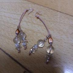 ハンドメイド )ビーズ ピアス