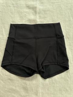 lululemon ルルレモン　スコート　サイズ6 lululemon - ルルレモン Cropped Half Zip サイズ 2の通販 by