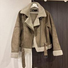 ZARA フェイクムートンボアジャケット　ベージュ　カーキのサムネイル