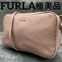 極美品 フルラ リリー カメラバッグ ショルダーバッグ 斜め掛け Wファスナー