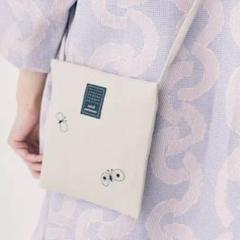ミナペルホネン　ちょうちょ　サコッシュ land puzzle×choucho tetra pouch - minä perhonen