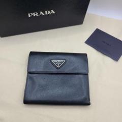 PRADA財布
