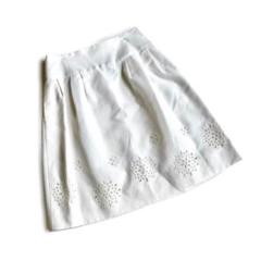 【美品】 フォクシー　フレアスカート　コットンピケ　花柄カットワーク　日本製　白