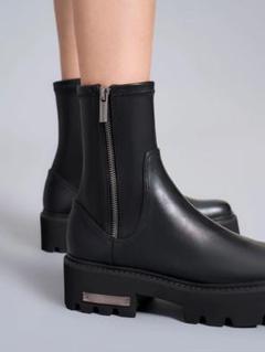【未使用】Charles＆Keith チャールズアンドキース　サイドゴアブーツ黒 Charles and Keith（ブーツ）のフリマアイテム一覧