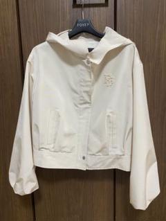 フォクシー　FOXEY 白ジャケット 40 ダブル　上品シルエット　ショート丈 フォクシー FOXEY 白ジャケット 40 ダブル 上品シルエット