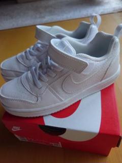 NIKE COURT BOROUGH LOW SL PSV 12c ホワイト