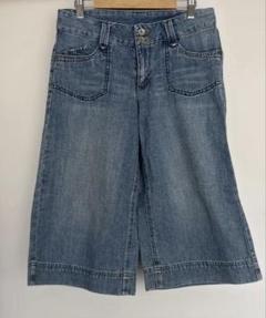 ユニクロ　ワイドレッグデニムパンツ ライトブルー