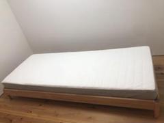 IKEA ウトーケル　ベッドフレーム　一台　すのこベッド