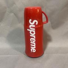 Supreme x Helios ロゴ サーマルボトル | レッド | FARFETCH JP