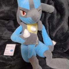 ポケモン しっぽみてみて！でっかいぬいぐるみ もふぐっと ルカリオ