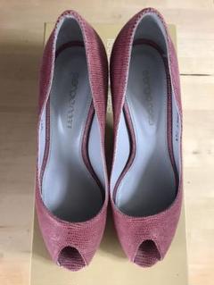 新品　セルジオロッシ　ロゴヒールパンプス34 ピンク 未使用品 セルジオロッシ 34 1/2 ピンクパンプス - メルカリ