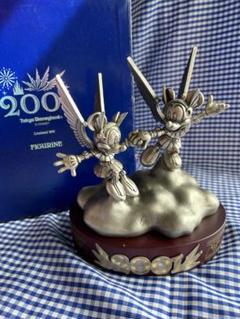東京ディズニーランド　ミレニアム2001 フィギュア 東京ディズニーランド ミレニアム2001 フィギュア - メルカリ