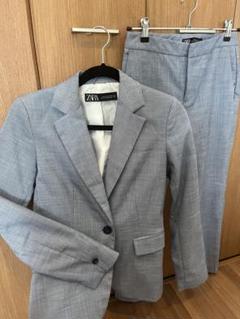 ザラZARA グレーストライプセットアップパンツスーツ 2025年最新】ZARA レディース ビジネス パンツスーツ上下の人気