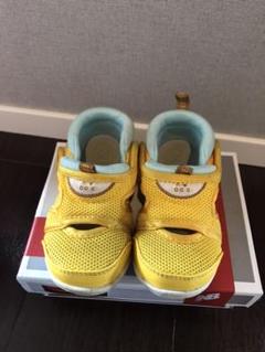 美品 ニューバランス サンダル スニーカー メッシュタイプ ピンク 14cm