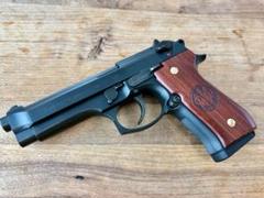 wa m92fs ダイハードガンブラック　木製グリップカスタム wa m92fs ダイハードガンブラック 木製グリップカスタム - メルカリ