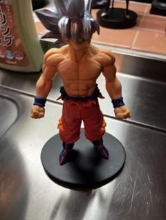 孫悟空 フィギュア 銀色の髪 BANPRESTO ドラゴンボール超 CREATOR×CREATOR 孫悟空 身勝手の