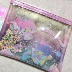 【新品未使用】キキララ リトルツインスターズ　ミラーポーチ　レトロ リトルツインスターズコラボ】キキ＆ララ メタリック合皮マチ
