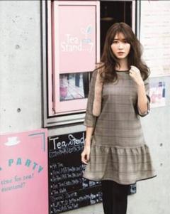 【タグ付き新品】Rirandture♡ビジューミニワンピース Rirandture（リランドチュール）の「ビジューミニワンピース