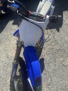 YZ250F 2019〜2023 エンジンハンガー　中古　① 正規販売店】 YZ250F 2019〜2023 メルカリ - ② 中古 エンジン