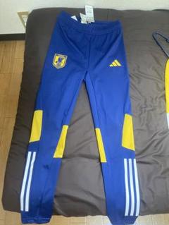 adidas ウェスト