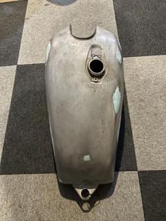 ジャンク　ヤマハ　SR400 燃料タンクbbb ジャンクヤマハSR400 燃料タンクbbb