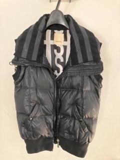 希少✨DIESEL(ディーゼル)　ダウンベスト ブラック　Mサイズ相当 2025年最新】DIESEL ダウンベストの人気アイテム - メルカリ