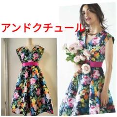 アンドクチュール ハニー コラボ 花柄 ワンピース　ネイビー アンドクチュール ハニー コラボ 花柄 ワンピース ネイビー