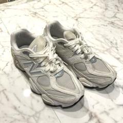 ニューバランス 9060 24.5センチ New Balance 9060 ホワイト/グレー スニーカー 24.5 美品（9060