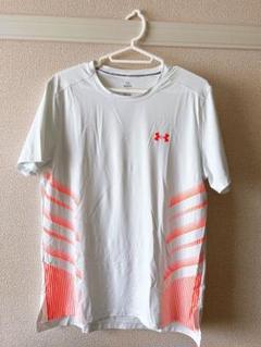 【美品】UAアイソチル レーザーヒート ショートスリーブTシャツ