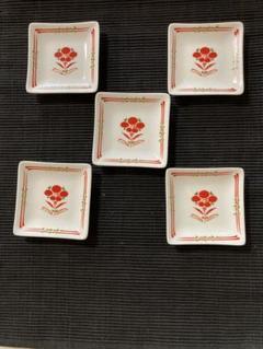 u144-2　時代品　古染付赤絵角皿8枚　R u144-2 時代品 古染付赤絵角皿8枚 R - メルカリ