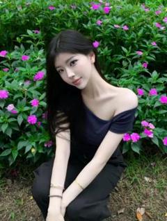 大人気ワンショルダーニットトップス韓ストセク可愛✨春夏パーティー女子会にピッタリ