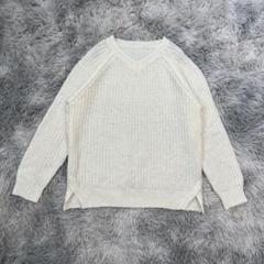 【アーバンリサーチ】ワッフル編み Vネックニット サイドスリット 白 TC348