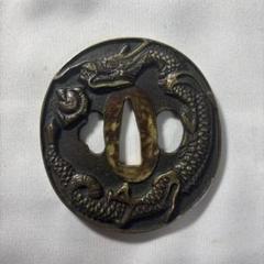 鐔　鍔　つば　龍図　迫力ある竜　真鍮地　武具　刀 楽天市場】日本刀装具 刀鍔 龍と虎図 銅地 金工 細工 鍔 つば