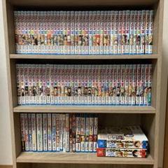 美品　ワンピース 1〜77巻+各種グッズ 尾田栄一郎著　ONE PIECEのサムネイル