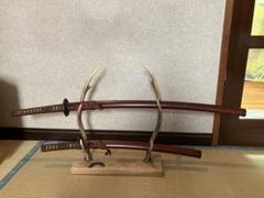 日本刀 （模造刀）2本セット 赤茶色　鹿角刀掛け（手作り）セット　脇差鍔ジャンク 日本刀 （模造刀）2本セット 赤茶色 鹿角刀掛け（手作り）セット