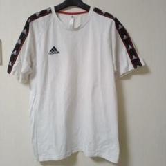 adidas ホワイトシャツ 肩ストライプ
