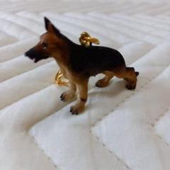 犬　シェパード　キーホルダー