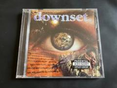 downset. / Universal