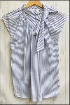 ★192 VVB ヴィクトリアベッカム フリル トップス 半袖 カットソー Victoria Beckham(ヴィクトリアベッカム)のレンタルアイテム一覧
