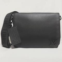 3267⭐ ルイヴィトン　テイクオフメッセンジャー　ショルダーバッグ メンズに大人気】Louis Vuitton テイクオフ・メッセンジャー